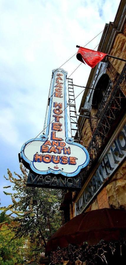 The Palace Hotel And Bath House Spa Eureka Springs Exterior photo