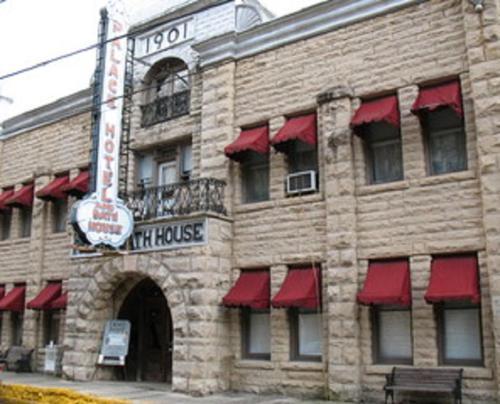 The Palace Hotel And Bath House Spa Eureka Springs Exterior photo